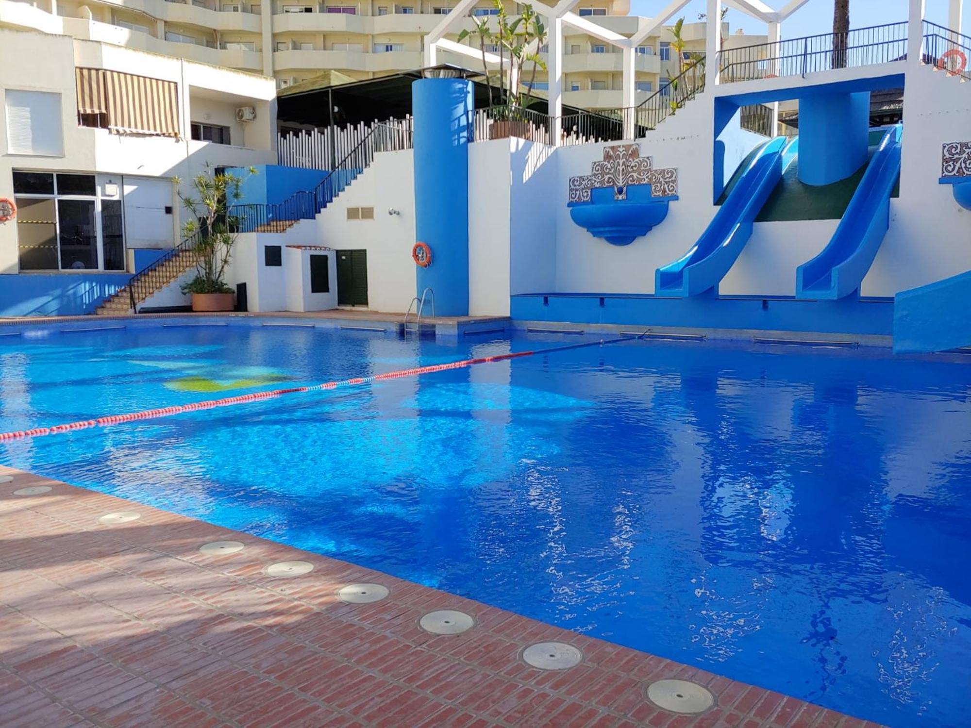 Benalbeach R&R Suite เบนัลมาเดนา ภายนอก รูปภาพ